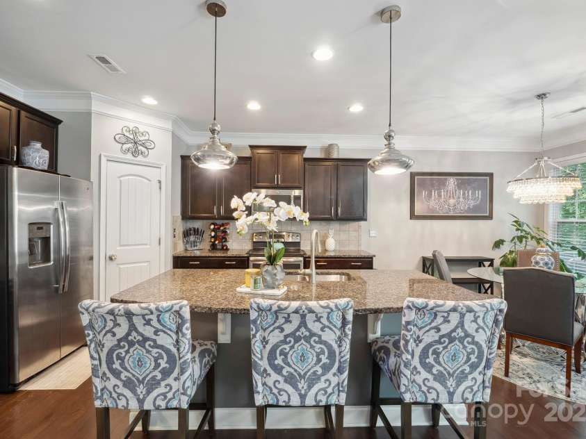 13402 David Jennings Avenue, Charlotte, NC 28213.  MLS# CAR4249699, YatesRealty ID 29603. Kitchen