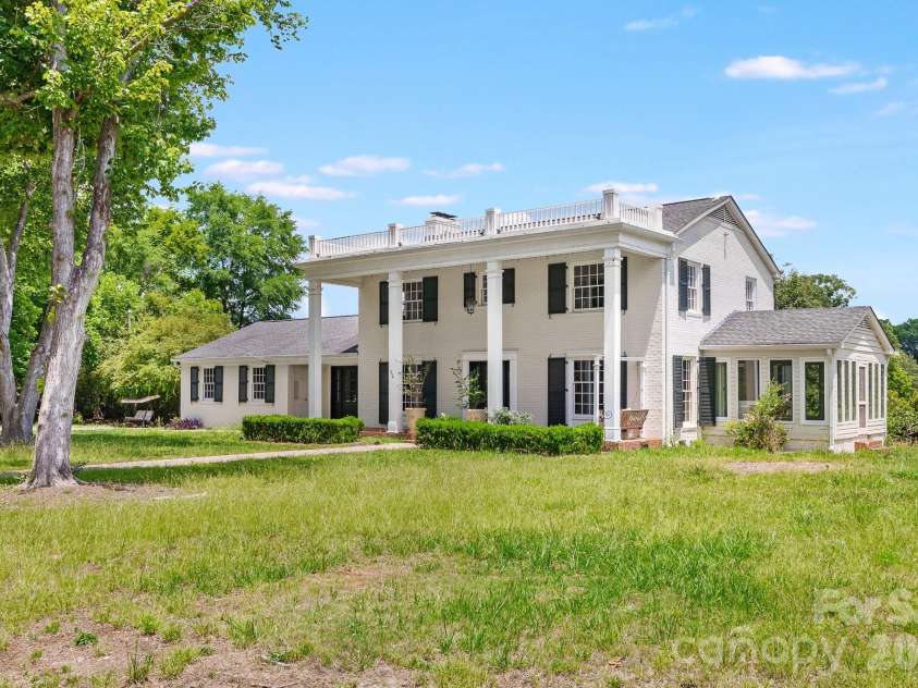 408 Providence Street, Waxhaw, NC 28173.  MLS# CAR4387442, YatesRealty ID 29603. 