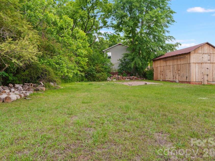 408 Providence Street, Waxhaw, NC 28173.  MLS# CAR4387442, YatesRealty ID 29603. 