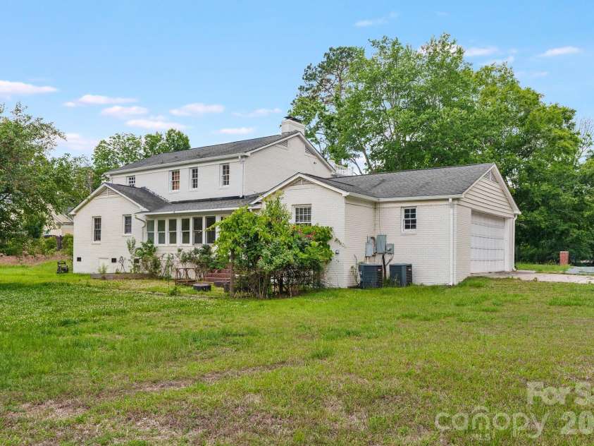 408 Providence Street, Waxhaw, NC 28173.  MLS# CAR4387442, YatesRealty ID 29603. 
