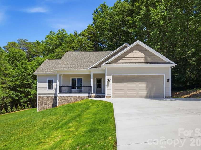 107 Meadow View Street, Morganton, NC 28655.  MLS# CAR4388143, YatesRealty ID 29604. 