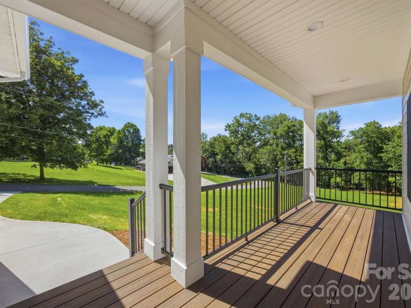 107 Meadow View Street, Morganton, NC 28655.  MLS# CAR4388143, YatesRealty ID 29604. 