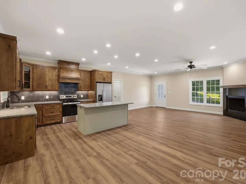 107 Meadow View Street, Morganton, NC 28655.  MLS# CAR4388143, YatesRealty ID 29604. 