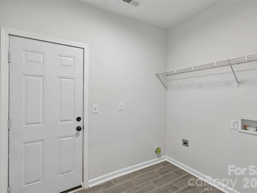 2509 Gardner Street, Gastonia, NC 28056.  MLS# CAR4387346, YatesRealty ID 29605. Laundry Room