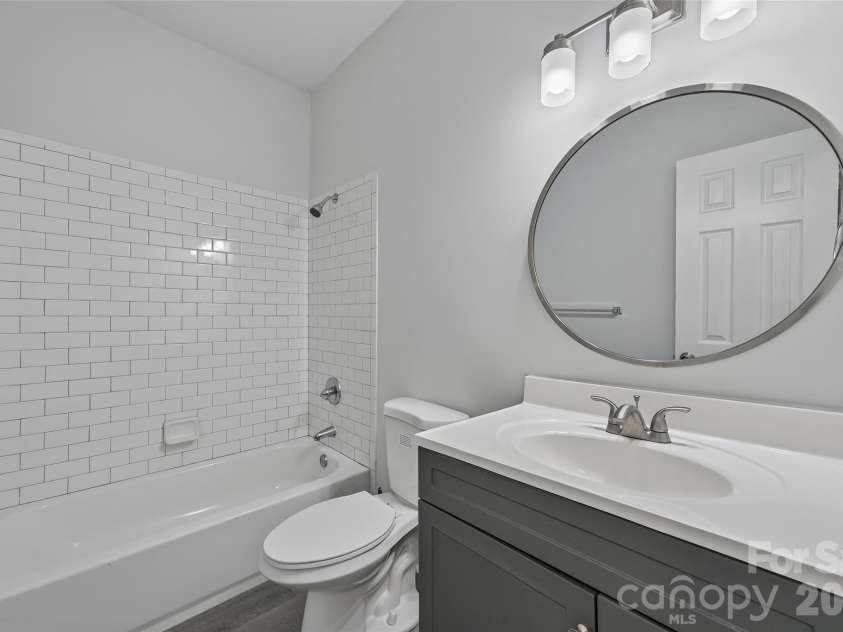 2509 Gardner Street, Gastonia, NC 28056.  MLS# CAR4387346, YatesRealty ID 29605. Primary Bathroom
