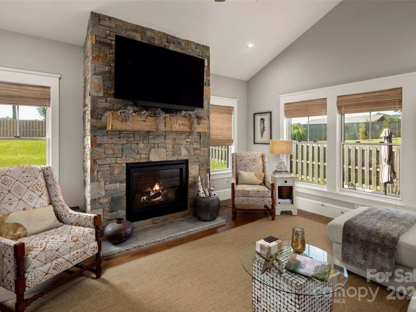 6 Starwood Valley Trail, Arden, NC 28704.  MLS# CAR4277561, YatesRealty ID 29605. 