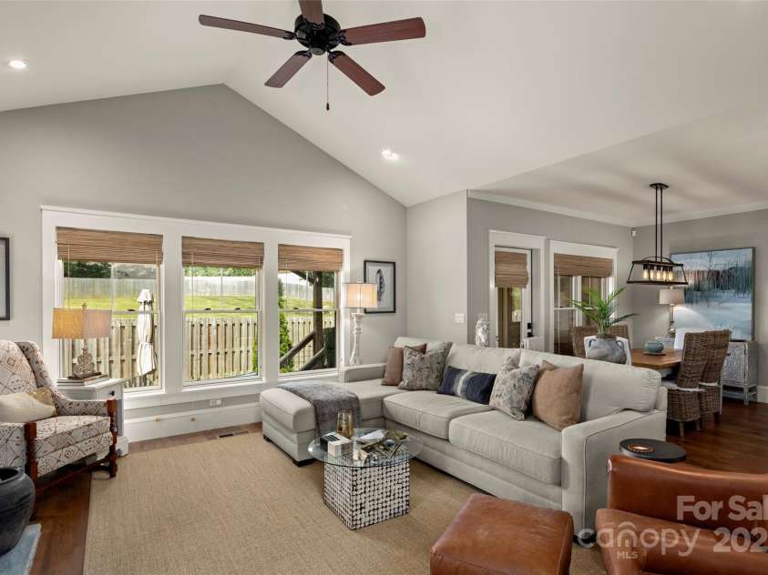 6 Starwood Valley Trail, Arden, NC 28704.  MLS# CAR4277561, YatesRealty ID 29605. 