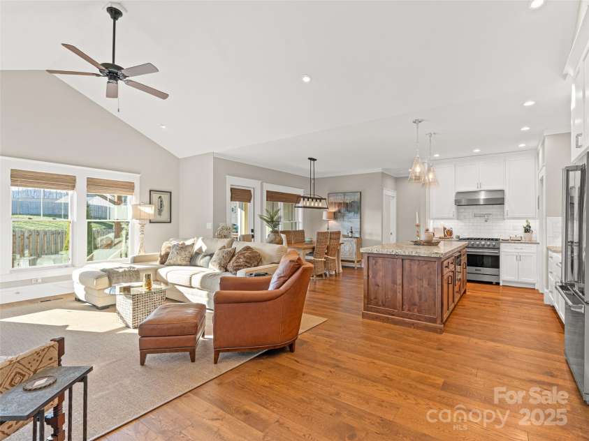 6 Starwood Valley Trail, Arden, NC 28704.  MLS# CAR4329581, YatesRealty ID 29605. 