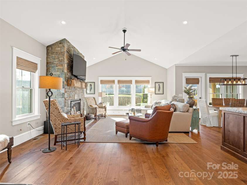 6 Starwood Valley Trail, Arden, NC 28704.  MLS# CAR4329581, YatesRealty ID 29605. Large open concept allows for  great entertaining 