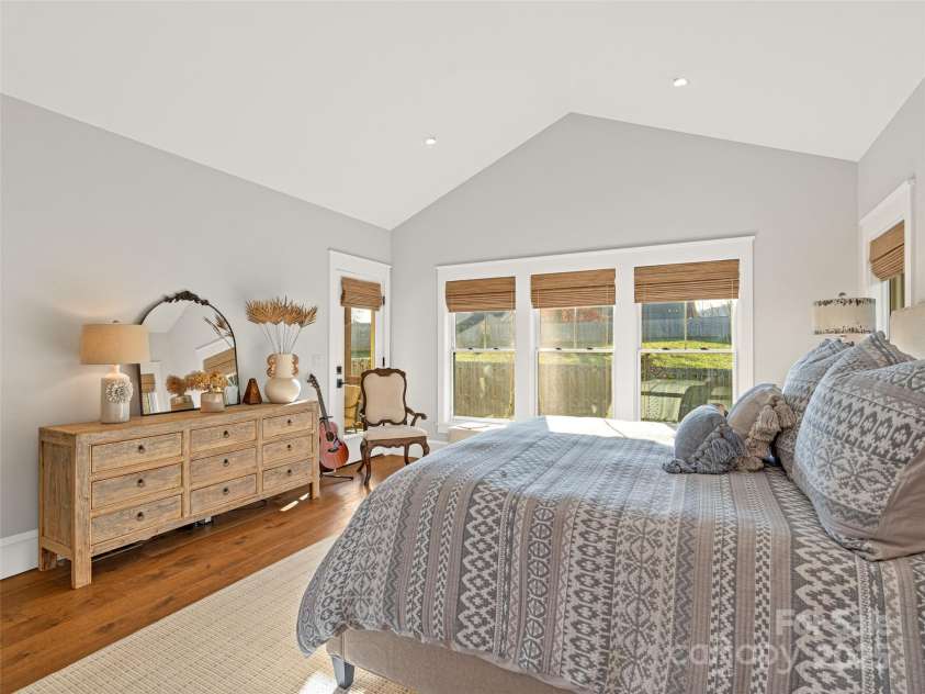 6 Starwood Valley Trail, Arden, NC 28704.  MLS# CAR4329581, YatesRealty ID 29605. Primary Bedroom 