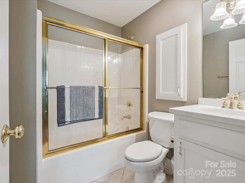 4050 Muirfield Drive, Cherryville, NC 28021.  MLS# CAR4281402, YatesRealty ID 29606. 