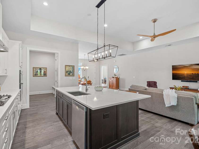 12018 Cove Court, Charlotte, NC 28278.  MLS# CAR4277468, YatesRealty ID 29607. 