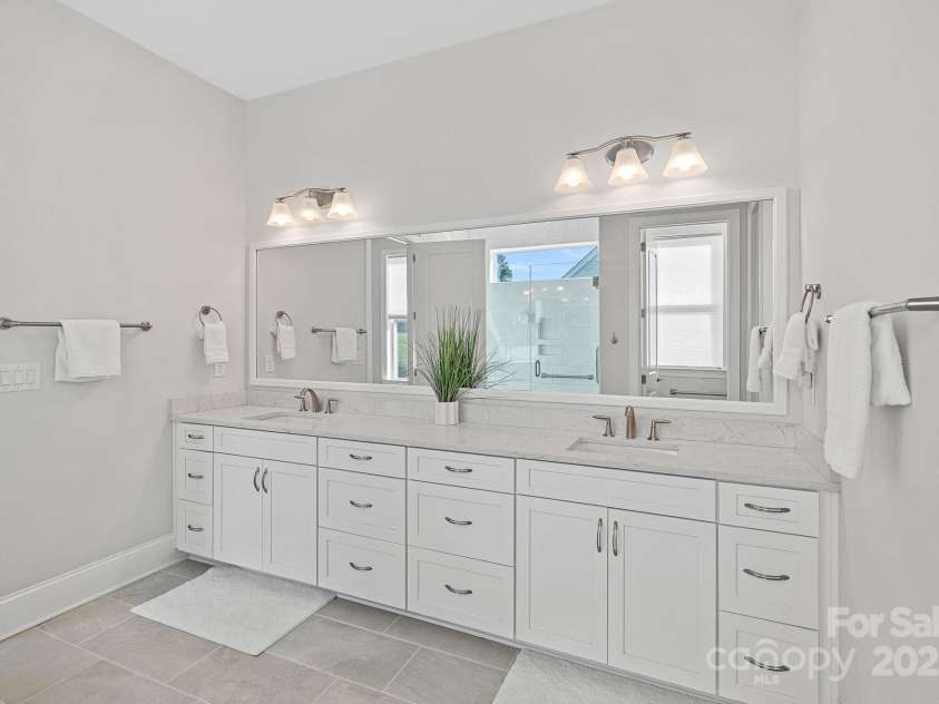 12018 Cove Court, Charlotte, NC 28278.  MLS# CAR4277468, YatesRealty ID 29607. 