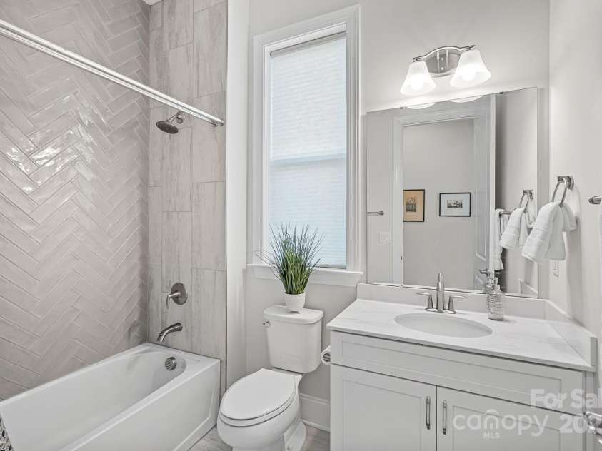 12018 Cove Court, Charlotte, NC 28278.  MLS# CAR4277468, YatesRealty ID 29607. 