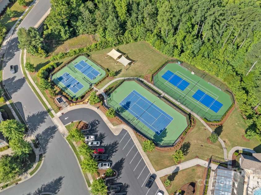 12018 Cove Court, Charlotte, NC 28278.  MLS# CAR4277468, YatesRealty ID 29607. 