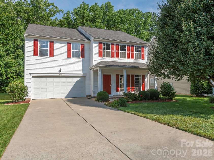 3926 Cameron Creek Drive, Matthews, NC 28105.  MLS# CAR4388932, YatesRealty ID 29608. 