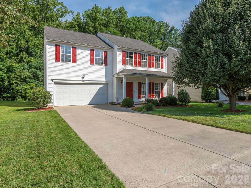 3926 Cameron Creek Drive, Matthews, NC 28105.  MLS# CAR4388932, YatesRealty ID 29608. 