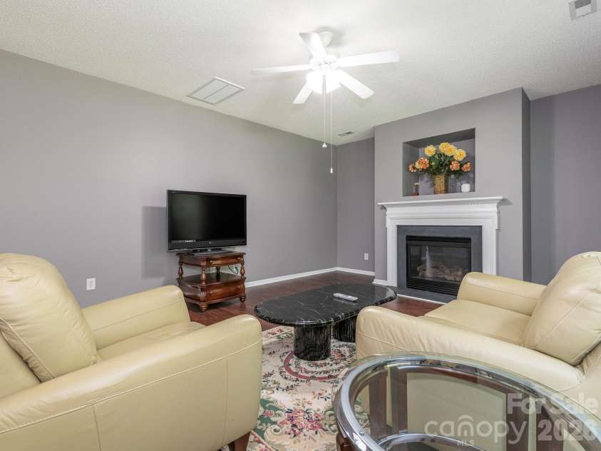 3926 Cameron Creek Drive, Matthews, NC 28105.  MLS# CAR4388932, YatesRealty ID 29608. 