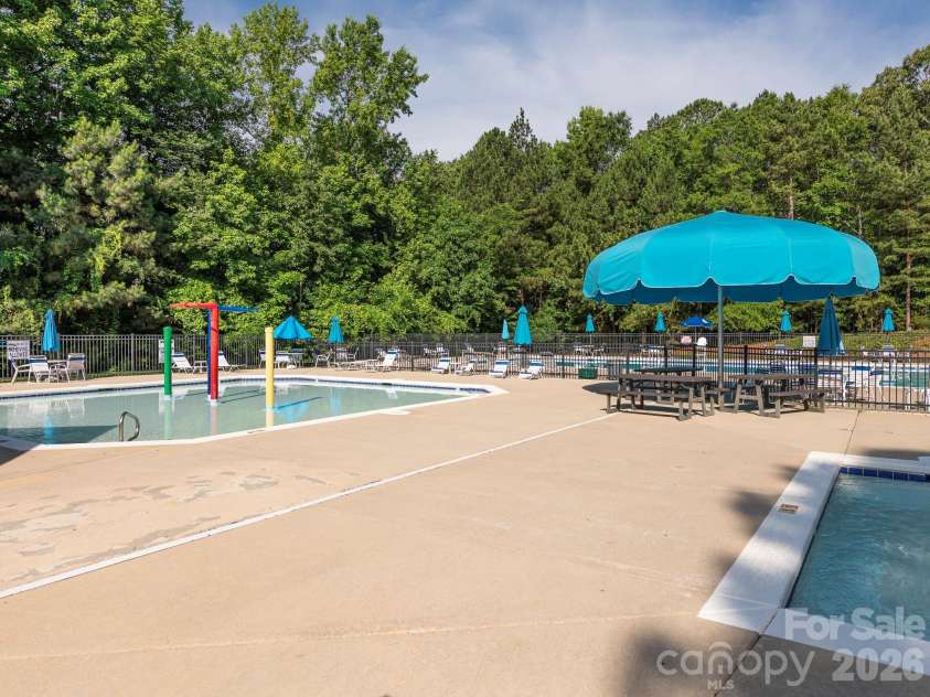 3926 Cameron Creek Drive, Matthews, NC 28105.  MLS# CAR4388932, YatesRealty ID 29608. 