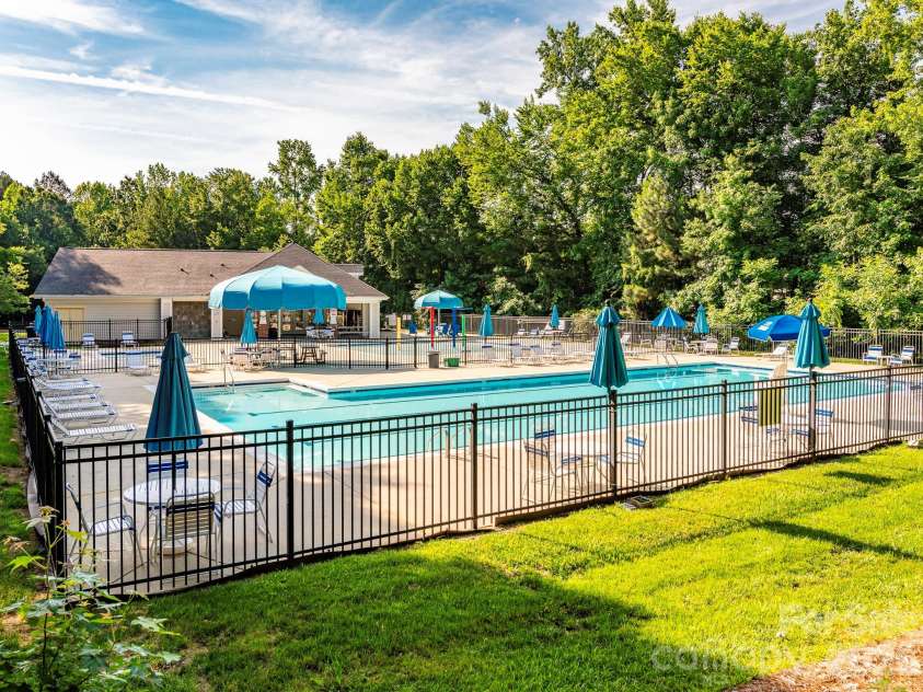 3926 Cameron Creek Drive, Matthews, NC 28105.  MLS# CAR4388932, YatesRealty ID 29608. 