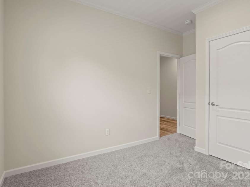 123 Bellamy Road, Asheville, NC 28806.  MLS# CAR4283195, YatesRealty ID 29609. 