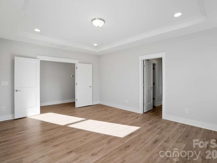 5054 McLaughlin Loop, Waxhaw, NC 28173.  MLS# CAR4329156, YatesRealty ID 29609. Primary bedroom