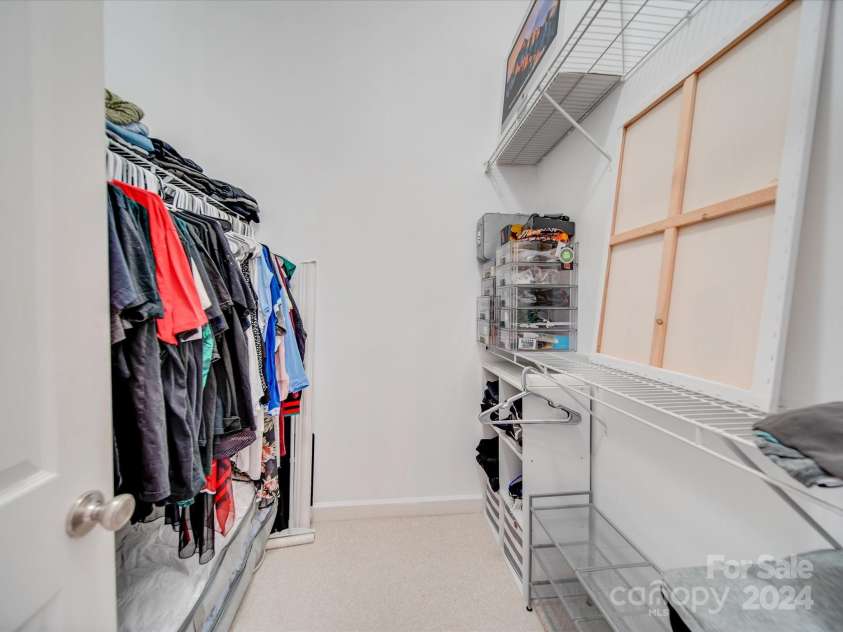 11719 Ridgeway Park Drive, Charlotte, NC 28277.  MLS# CAR4189835, YatesRealty ID 2961. 