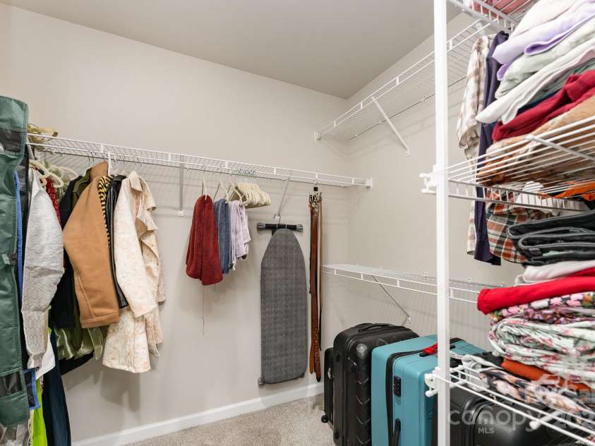 4037 Stoneygreen Lane, Charlotte, NC 28215.  MLS# CAR4283397, YatesRealty ID 29610. Master Closet