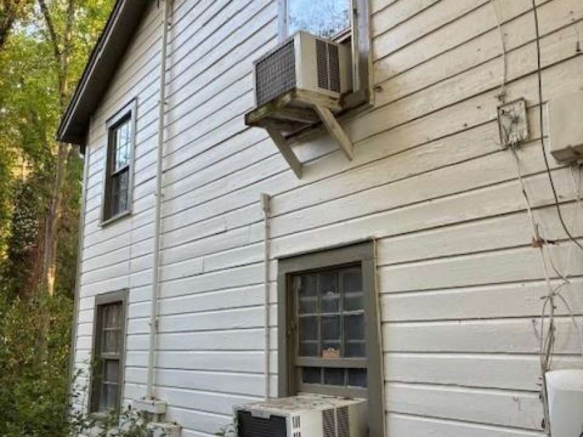 930 Miller Street, Gastonia, NC 28052.  MLS# CAR4373950, YatesRealty ID 29610. 
