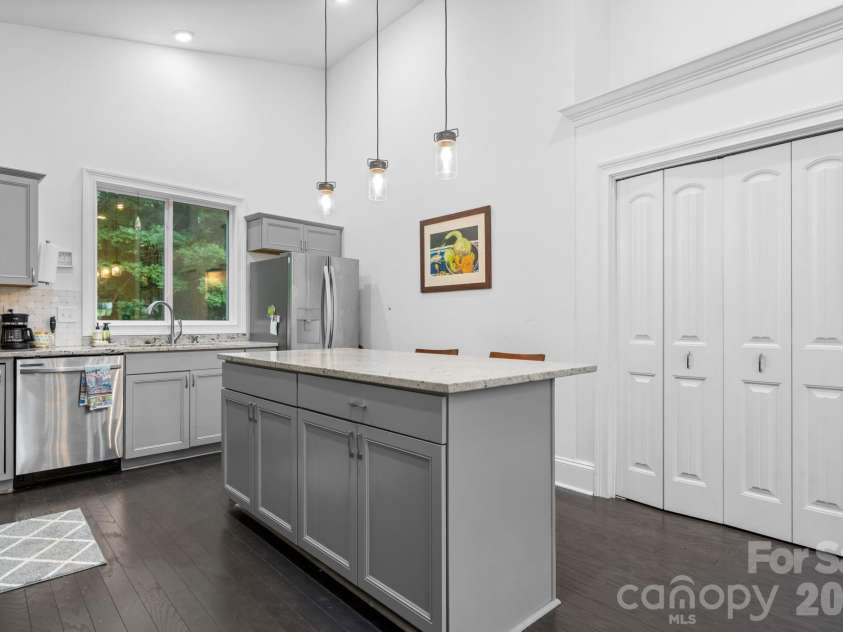 329 F Street, Newton, NC 28658.  MLS# CAR4390709, YatesRealty ID 29611. 