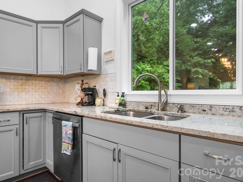 329 F Street, Newton, NC 28658.  MLS# CAR4390709, YatesRealty ID 29611. 