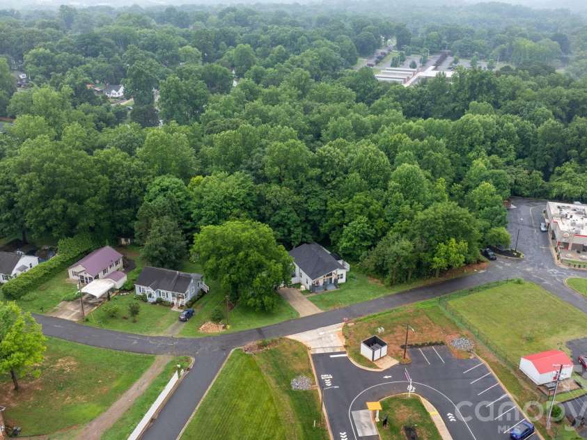 329 F Street, Newton, NC 28658.  MLS# CAR4390709, YatesRealty ID 29611. 