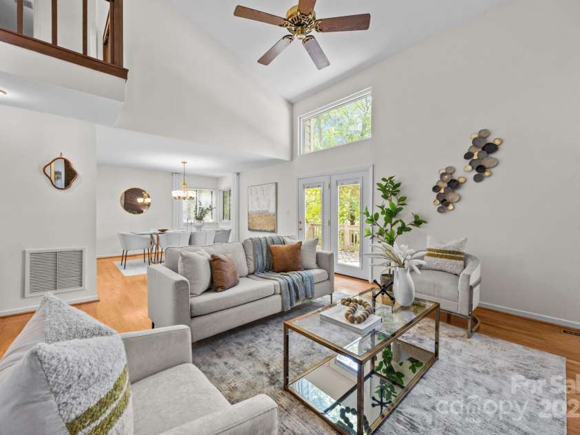 9008 St Croix Lane, Charlotte, NC 28277.  MLS# CAR4279557, YatesRealty ID 29611. 