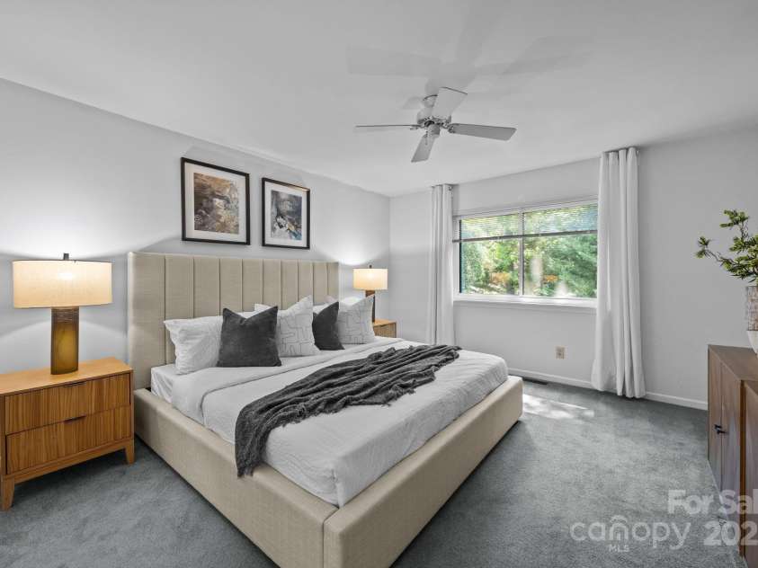 9008 St Croix Lane, Charlotte, NC 28277.  MLS# CAR4279557, YatesRealty ID 29611. 