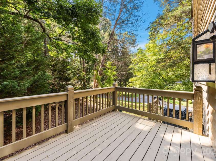 9008 St Croix Lane, Charlotte, NC 28277.  MLS# CAR4279557, YatesRealty ID 29611. 