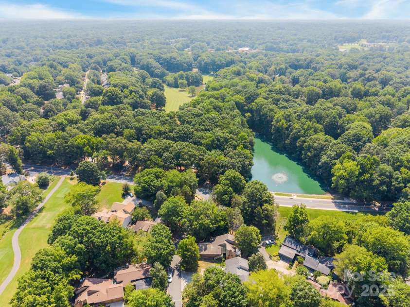 9008 St Croix Lane, Charlotte, NC 28277.  MLS# CAR4279557, YatesRealty ID 29611. 