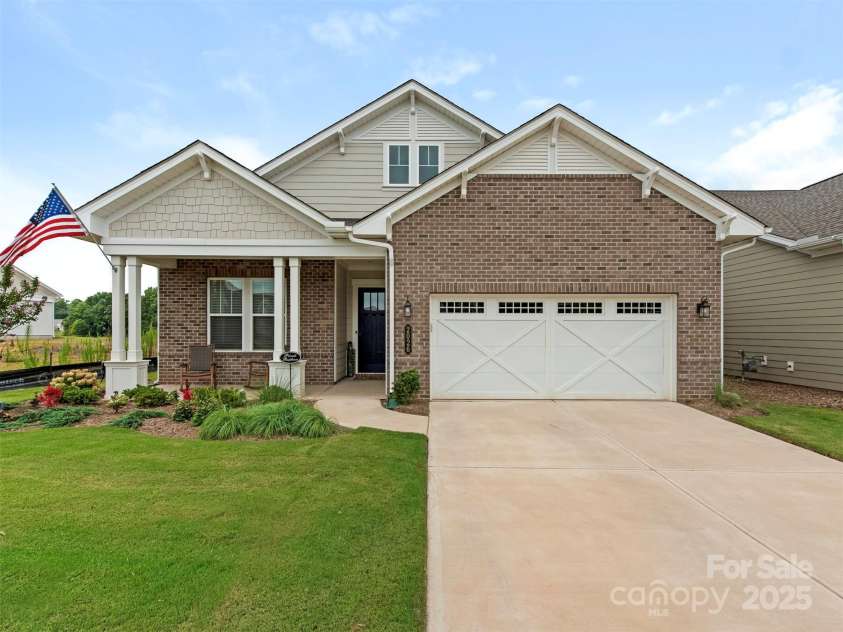 2026 Lake Como Drive, Monroe, NC 28110.  MLS# CAR4285738, YatesRealty ID 29612. Brick elevation