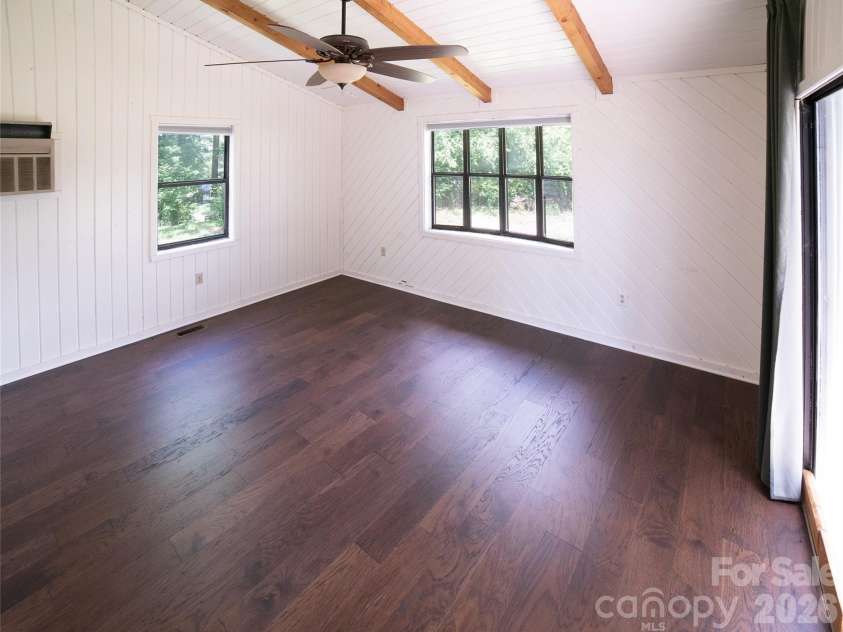 3555 Majestic View Place, Lenoir, NC 28645.  MLS# CAR4388844, YatesRealty ID 29612. 