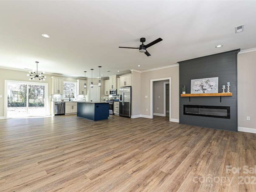 603 Elm Street, Cherryville, NC 28021.  MLS# CAR4229181, YatesRealty ID 29613. 