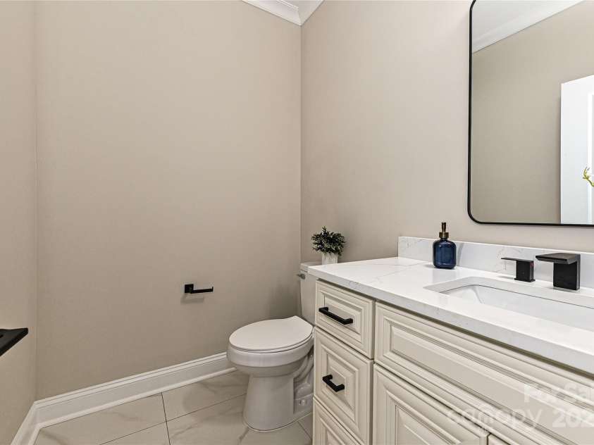 603 Elm Street, Cherryville, NC 28021.  MLS# CAR4229181, YatesRealty ID 29613. 