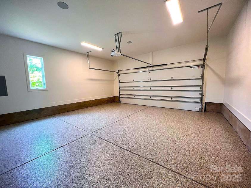 3822 Topsfield Road, Charlotte, NC 28211.  MLS# CAR4263013, YatesRealty ID 29614. Epoxy flooring