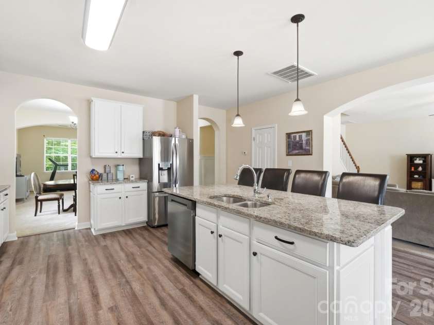 6629 Thistle Down Drive, Harrisburg, NC 28075.  MLS# CAR4367628, YatesRealty ID 29615. 