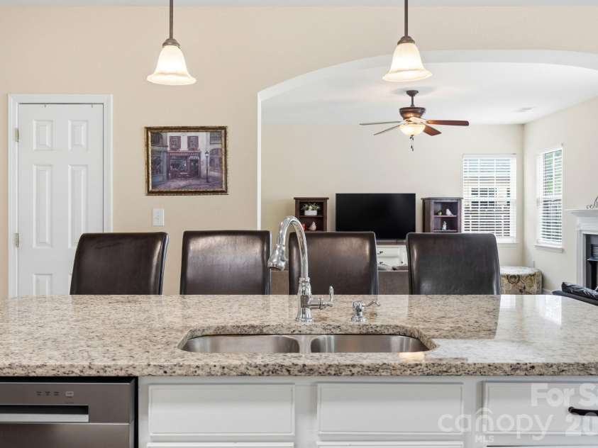 6629 Thistle Down Drive, Harrisburg, NC 28075.  MLS# CAR4367628, YatesRealty ID 29615. 