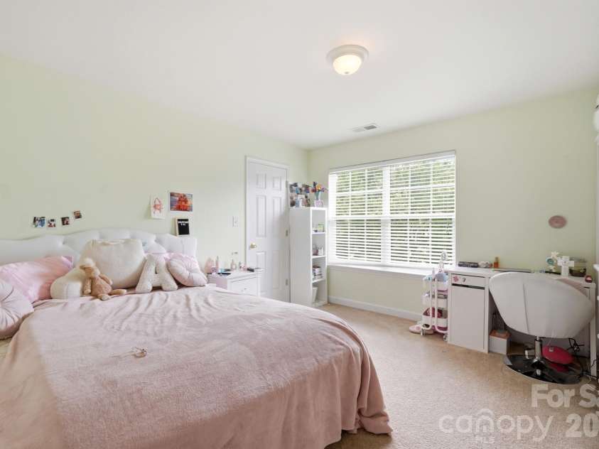 6629 Thistle Down Drive, Harrisburg, NC 28075.  MLS# CAR4367628, YatesRealty ID 29615. 