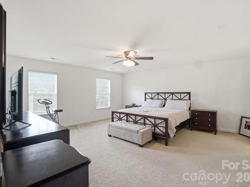 6629 Thistle Down Drive, Harrisburg, NC 28075.  MLS# CAR4367628, YatesRealty ID 29615. 