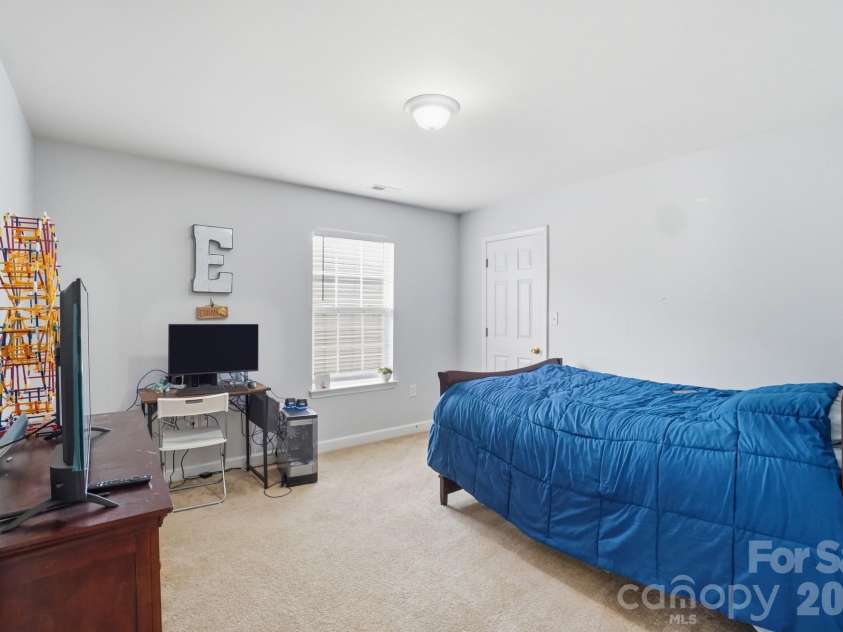 6629 Thistle Down Drive, Harrisburg, NC 28075.  MLS# CAR4367628, YatesRealty ID 29615. 