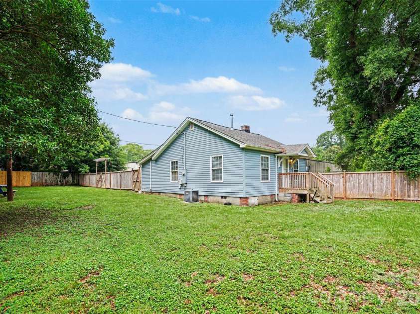 2201 Acme Road, Belmont, NC 28012.  MLS# CAR4386802, YatesRealty ID 29617. Huge Fenced in Backyard