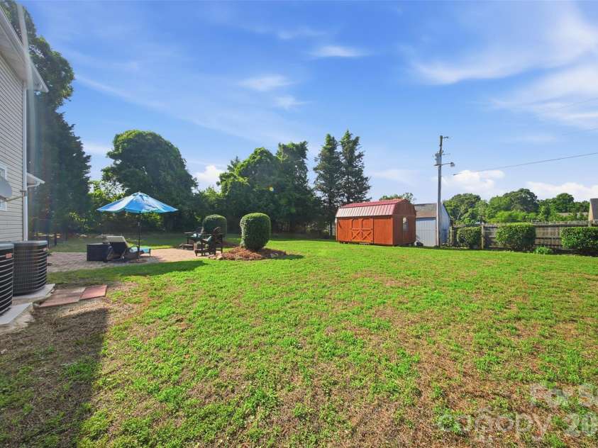 634 Carson Road, Gastonia, NC 28052.  MLS# CAR4388271, YatesRealty ID 29618. 