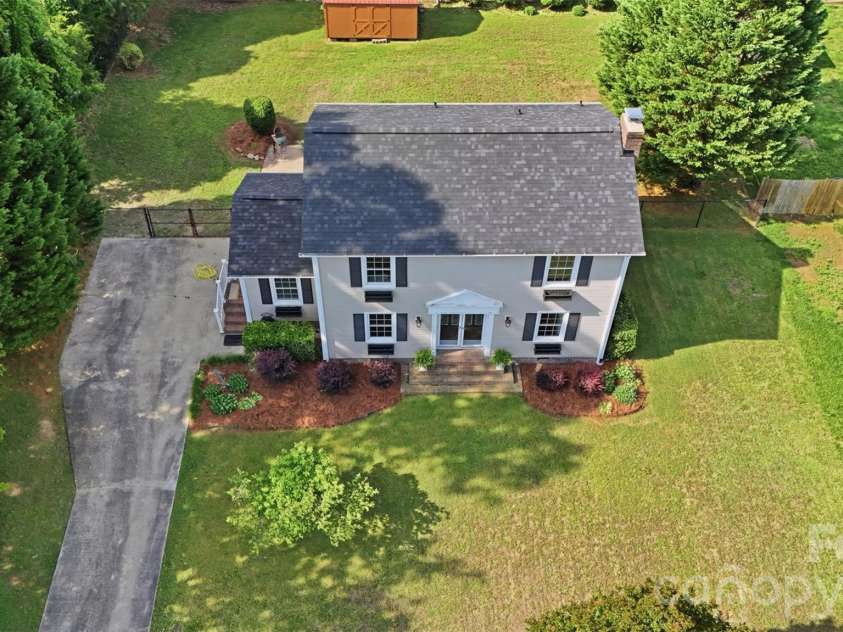 634 Carson Road, Gastonia, NC 28052.  MLS# CAR4388271, YatesRealty ID 29618. 