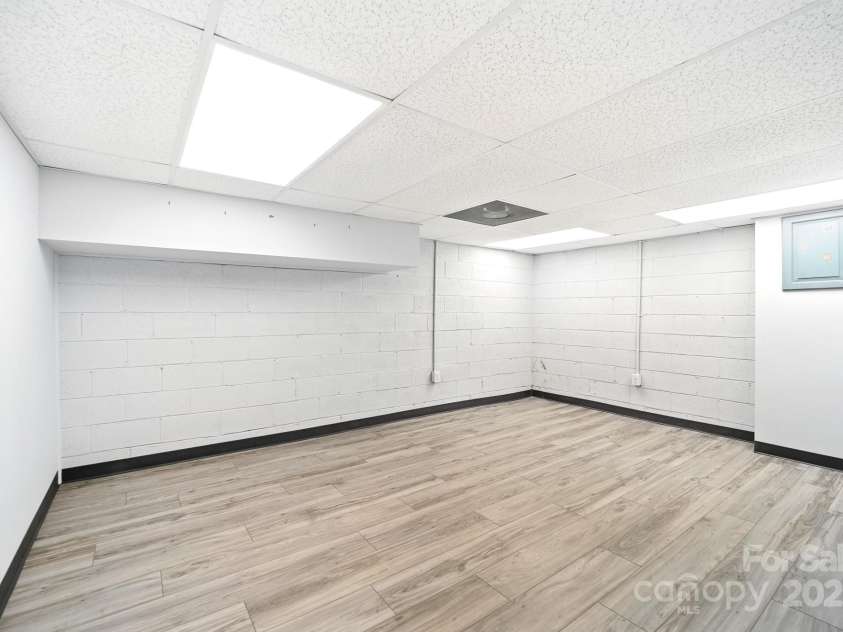 804 Tryon Street, Shelby, NC 28150.  MLS# CAR4280112, YatesRealty ID 29618. 